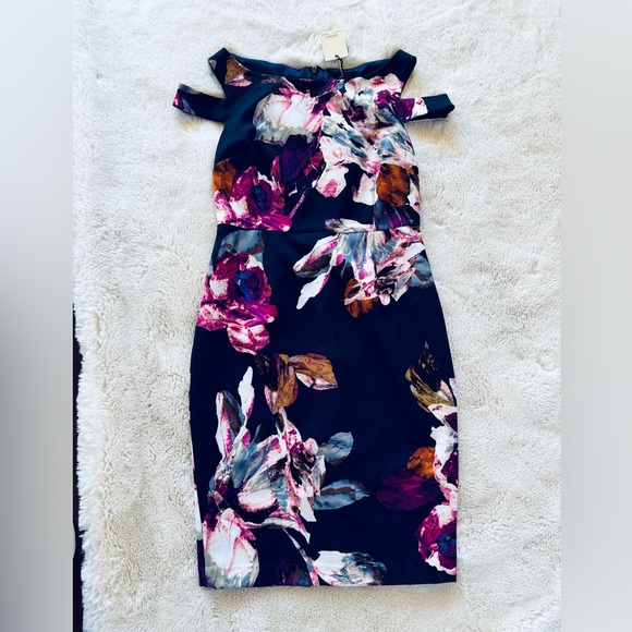 Trina Turk Adley Cut Out Shoulder Floral Dress - Picture 10 of 10